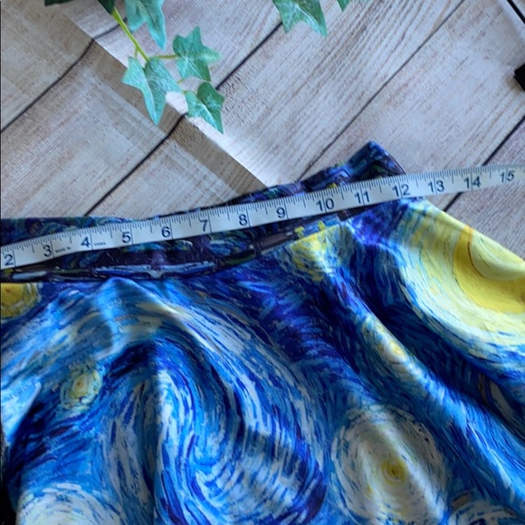 Starry Night Print Pleated Short Skater Skirt - Picture 8 of 12